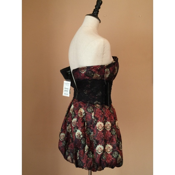 NWT Bebe Giselle Brocade Flower Mini Dress - Picture 5 of 6